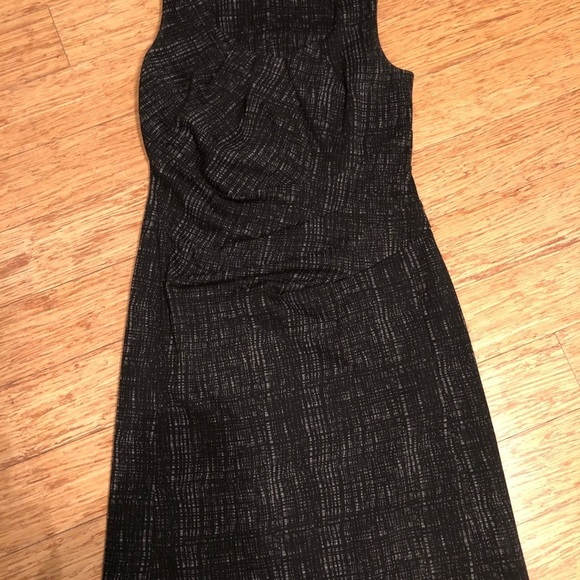 Weston Wear XS Poly rayon blendShort slit in front - Picture 2 of 5